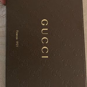 Popular Gucci wallet